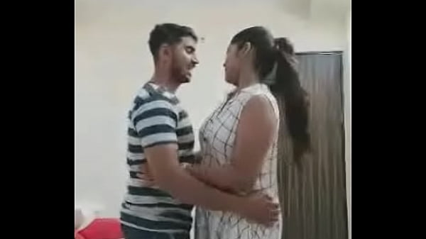 Lucu Banget Cewek Desi Ini Bikin Ngaceng Sambil Ketawa